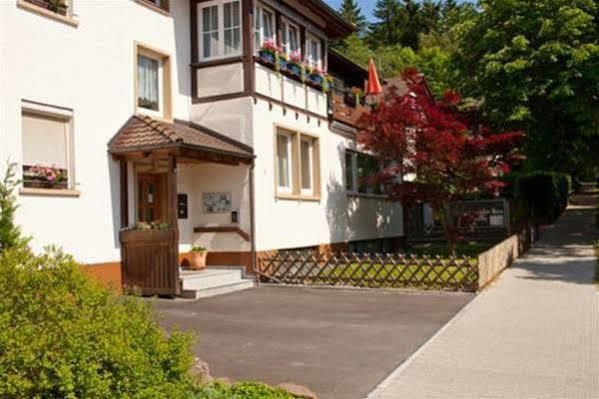 Hotel Albert Schweitzer Haus Bad Dürrheim Exterior foto